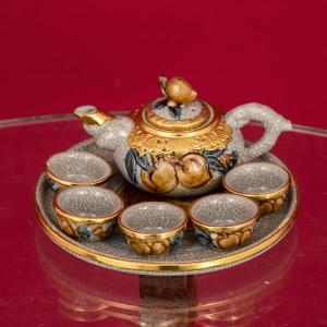 Bộ Trà Thờ Đào Đắp Nổi Men Rạn Bọc Đồng Thếp Vàng Bát Tràng
